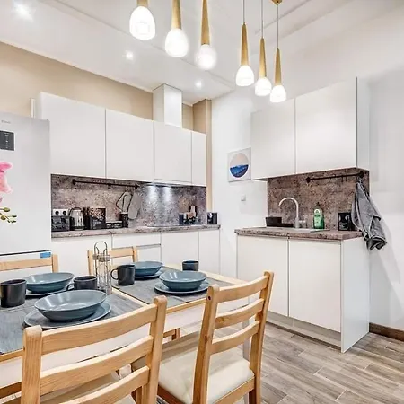 Apartmán Sauna 5 Bedrooms In Old Town & Parking Kaunas