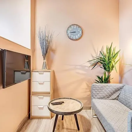 Sauna 5 Bedrooms In Old Town & Parking Apartmán