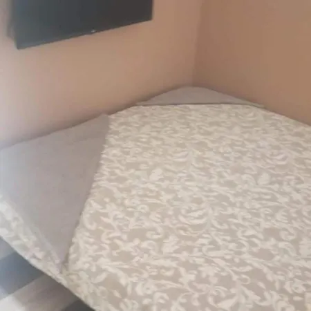 Sauna 5 Bedrooms In Old Town & Parking *