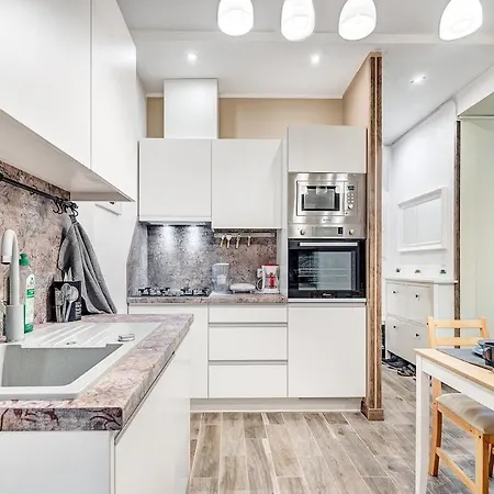 Apartmán Sauna 5 Bedrooms In Old Town & Parking