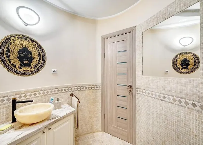 Sauna 5 Bedrooms In Old Town & Parking Lejlighed