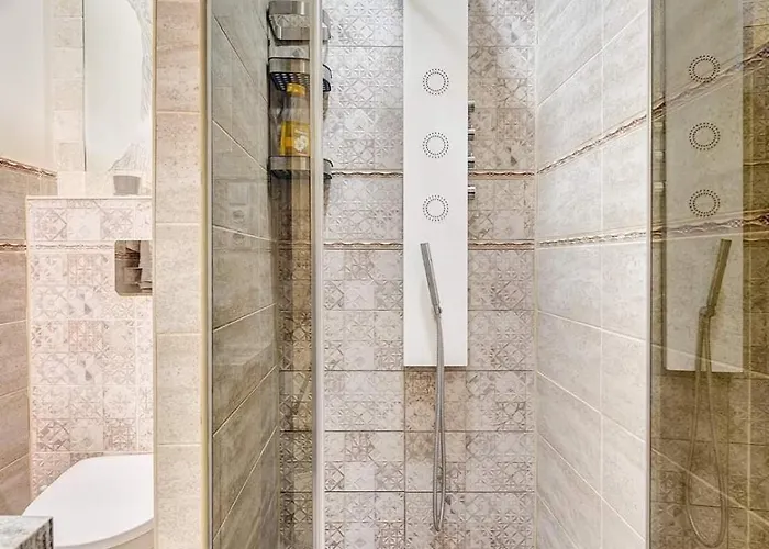 Sauna 5 Bedrooms In Old Town & Parking Lejlighed *